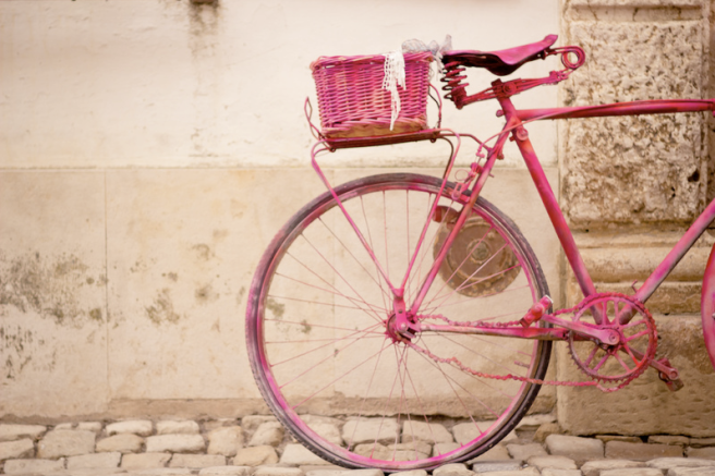 64454-Vintage-Pink-Bicycle.png